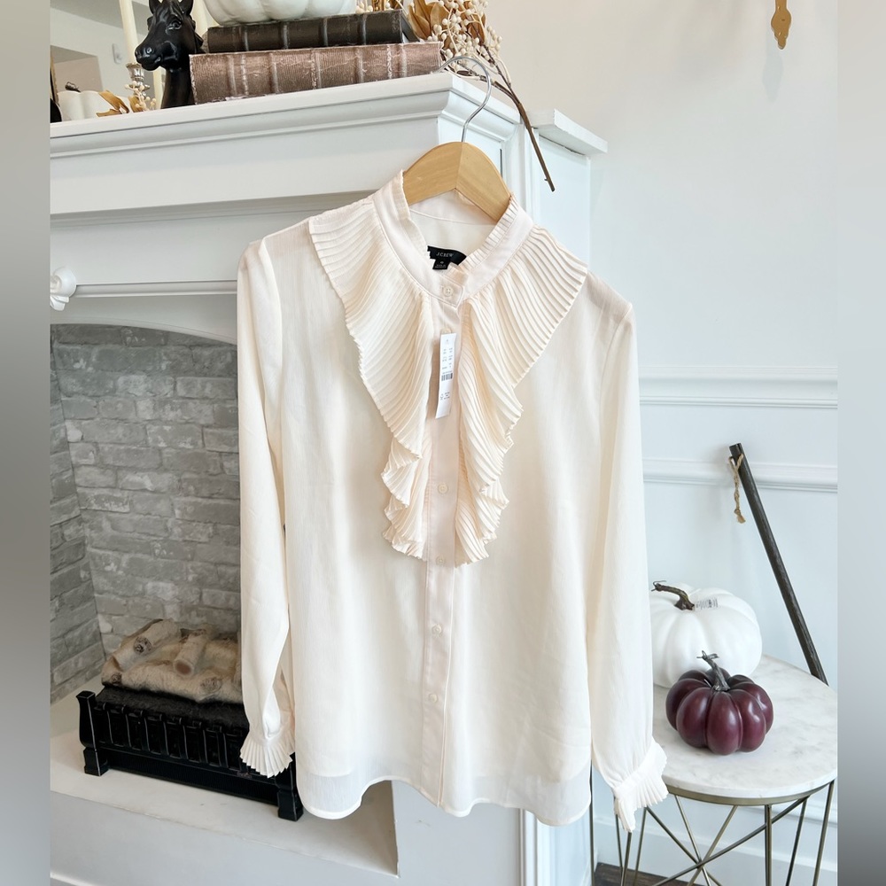 J. Crew cream / white chiffon pleated ruffle blouse, NWT size 6